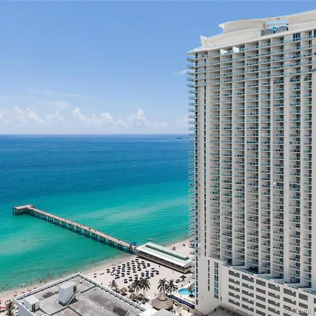 Beachfront Luxurious, Direct Ocean View - Laperla, Miami